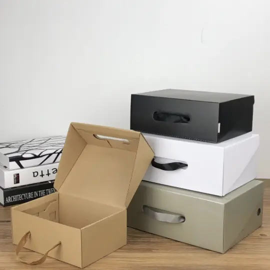Sneaker packaging 